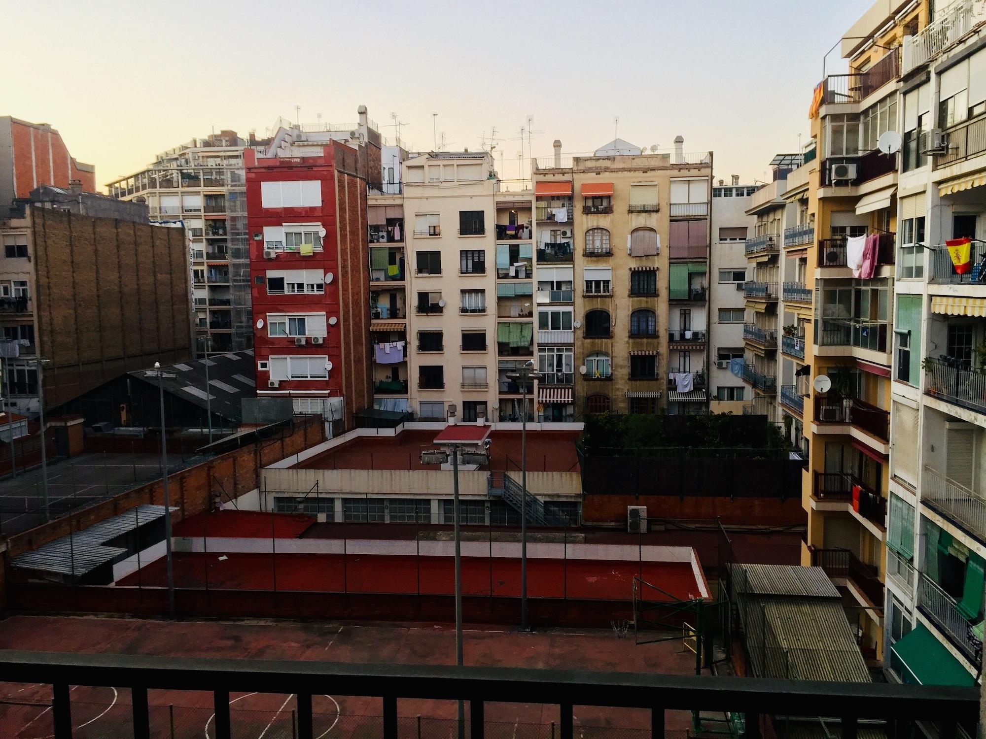 Up Suites Bcn Barcelona Bagian luar foto